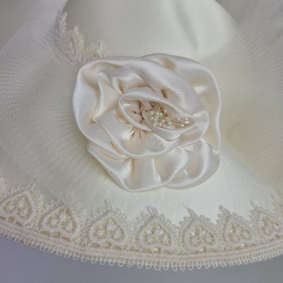 VINTAGE Cream Floral Veil Hat Wedding Bridal - Picture 3 of 10